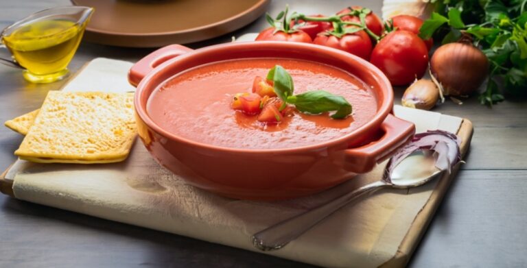 Receta de Gazpacho Andaluz Thermomix: Delicioso y Refrescante para el Verano Receta de Gazpacho Andaluz Thermomix: Delicioso y Refrescante para el Verano