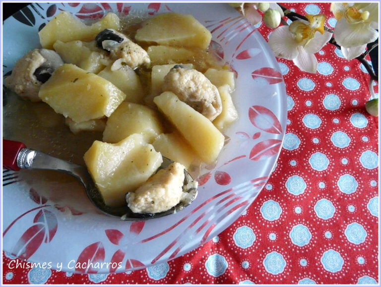 Receta de Patatas con Congrio de la Abuela: Un Clásico Sabroso y Reconfortante Para Toda la Familia Receta de Patatas con Congrio de la Abuela: Un Clásico Sabroso y Reconfortante Para Toda la Familia