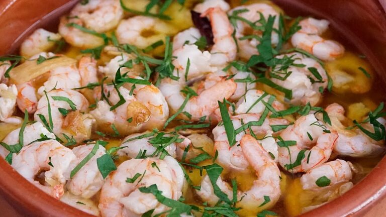 Cómo hacer gambas al ajillo: La receta tradicional paso a paso Cómo hacer gambas al ajillo: La receta tradicional paso a paso