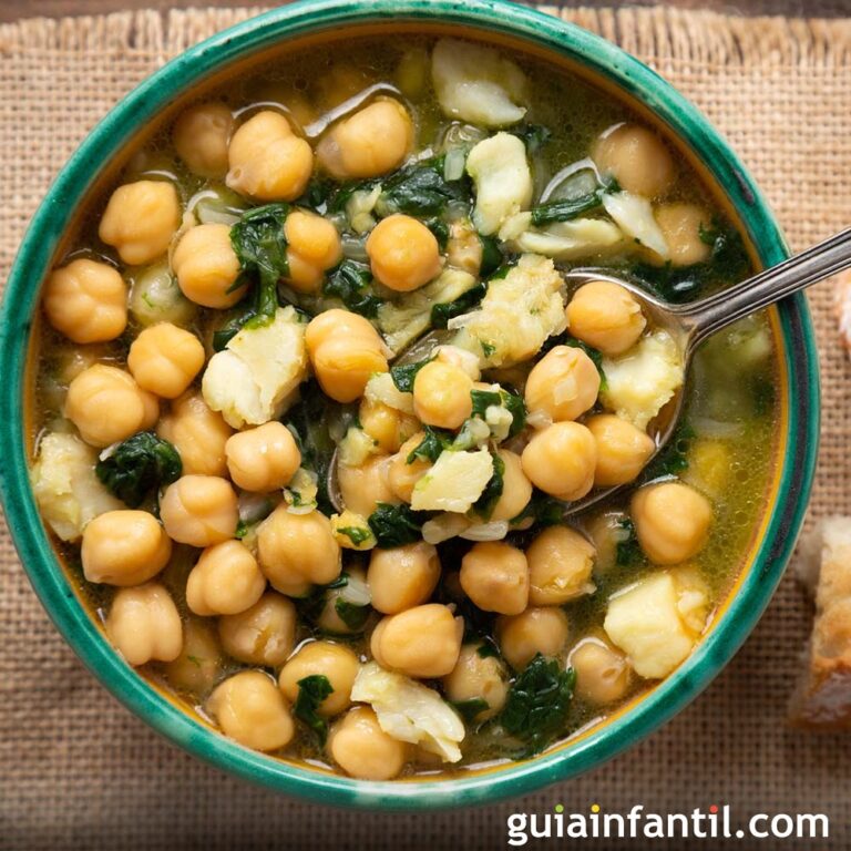 Potaje de garbanzos con bacalao: una receta nutritiva y deliciosa para toda la familia Potaje de garbanzos con bacalao: una receta nutritiva y deliciosa para toda la familia