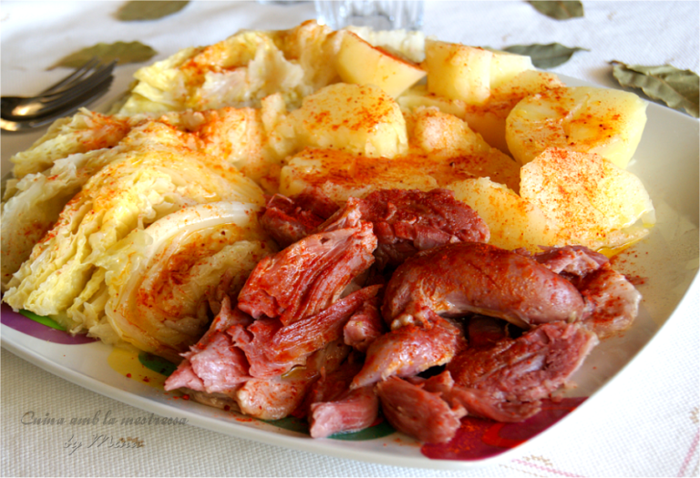 Receta de Codillo a la Gallega: ¡Delicioso plato típico gallego para disfrutar en casa! Receta de Codillo a la Gallega: ¡Delicioso plato típico gallego para disfrutar en casa!