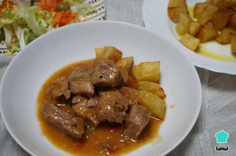 Receta de magro de cerdo en salsa de la abuela: ¡Sabor casero delicioso! Receta de magro de cerdo en salsa de la abuela: ¡Sabor casero delicioso!