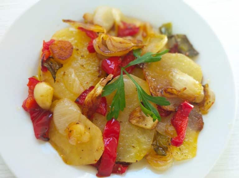Receta de Patatas a lo Pobre de la Abuela: ¡Sabor tradicional que conquista corazones! Receta de Patatas a lo Pobre de la Abuela: ¡Sabor tradicional que conquista corazones!